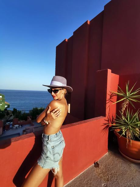 Shorts y Blazer, una buena combinación