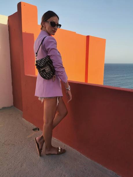 Shorts y Blazer, una buena combinación Shorts y Blazer, una buena combinación