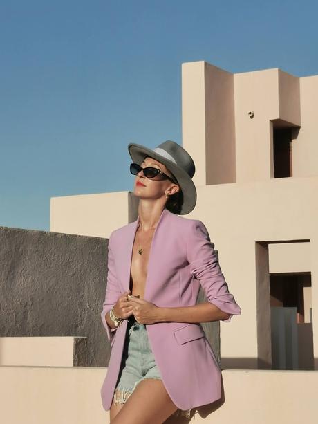 Shorts y Blazer, una buena combinación Shorts y Blazer, una buena combinación