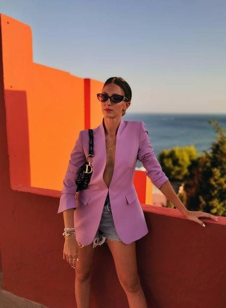 Shorts y Blazer, una buena combinación Shorts y Blazer, una buena combinación