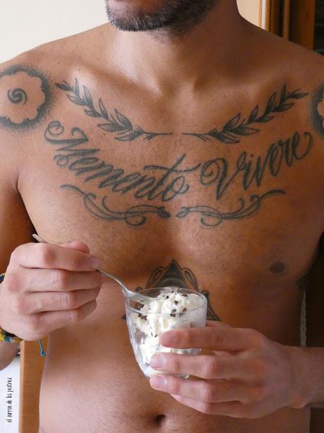 Helado de Chocolate Blanco con Nibs de Cacao