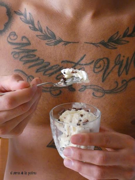 Helado de Chocolate Blanco con Nibs de Cacao