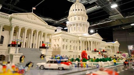Reabre en Madrid la mayor exposición de piezas Lego®