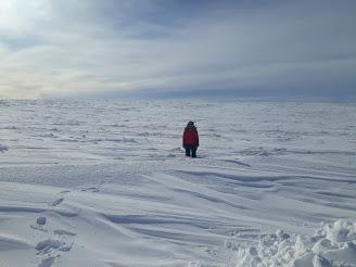 Mencué: intentan ayudar a campesinos aislados desde las nevadas de julio