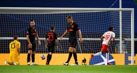 Fin del sueño de Champions League para el Atlético de Simeone: cayó ante Leipzig y se quedó sin semifinales