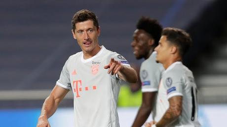 Aplastante: Bayern derrota al Barcelona y avanza a semis