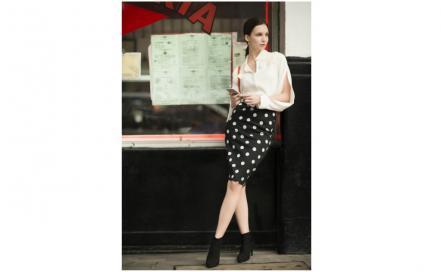 Falda Tubo Larga Con Zapatillas