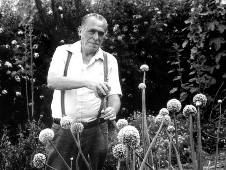 100 años con Bukowski: 4 razones para (re)leer al viejo indecente