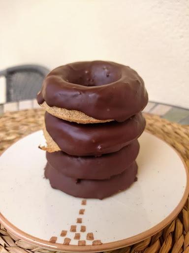 Donuts integrales de plátano con chocolate - Veganos & Sin Gluten Donuts integrales de plátano con chocolate - Veganos & Sin Gluten