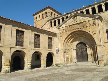 Caminando por la historia en Santillana del Mar