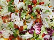 Cómo preparar ensalada variada aliño oriental