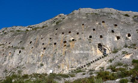 Bocairent i les Covetes dels Moros - LinkAlicante