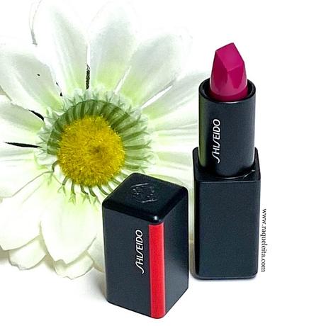 mirada-intensa-y-labios-seductores-de-la-mano-de-shiseido shiseido-modernmatte-powder-lipstick