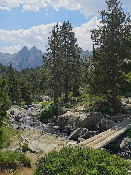AIGÜES TORTES: Sant Maurici y Refugio de Amitges