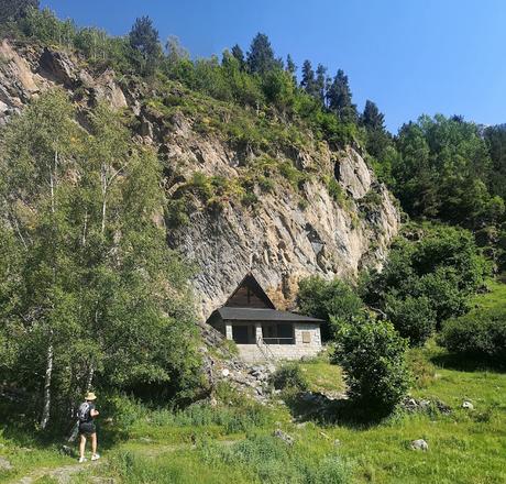 AIGÜES TORTES: Sant Maurici y Refugio de Amitges