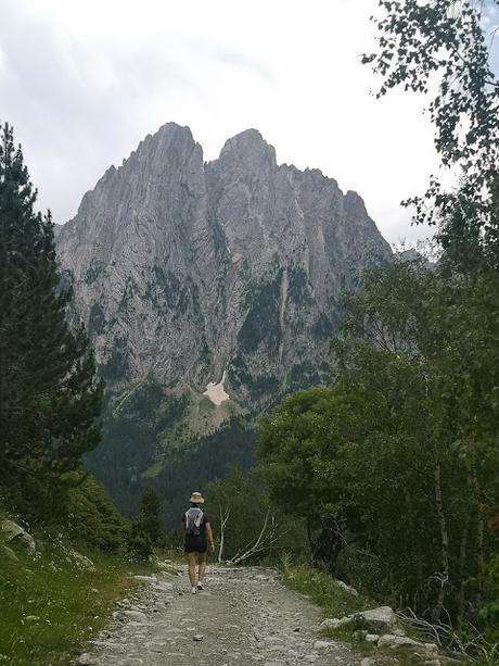 AIGÜES TORTES: Sant Maurici y Refugio de Amitges