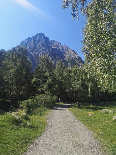 AIGÜES TORTES: Sant Maurici y Refugio de Amitges