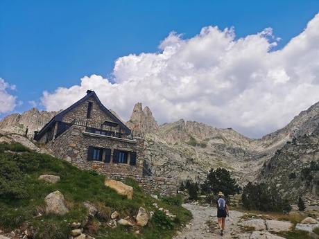 AIGÜES TORTES: Sant Maurici y Refugio de Amitges
