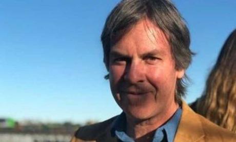 Renuncio el presidente de ArteBA Juan Carlos Lynch