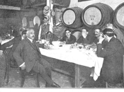 1915:Belmonte almorzando unos amigos tras percance consecuencias Plaza Cuatro Caminos