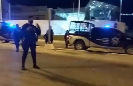 Carreras manda reprimir manifestaciones ante visita de AMLO