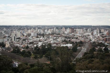 Vista de la ciudad de Tandil desde el Parque Independencia.