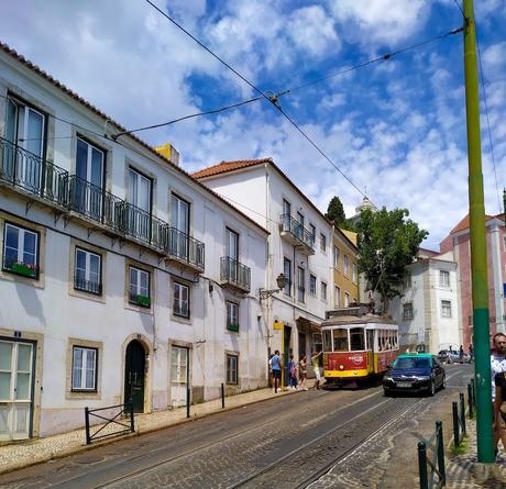 tranvia en lisboa