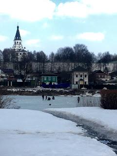 Alrededores de Moscú. Serguiev Posad, Izmailovo y Museo de la Cosmonáutica. Abril 2016.