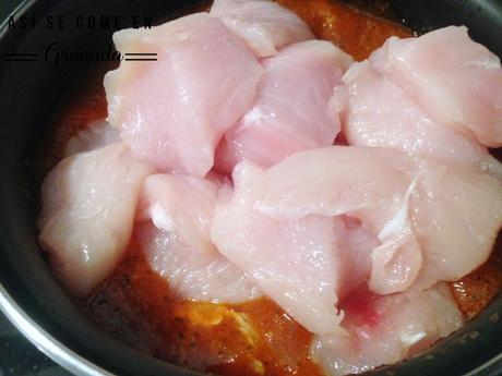 Brocheta de pollo a la barbacoa Brocheta de pollo a la barbacoa