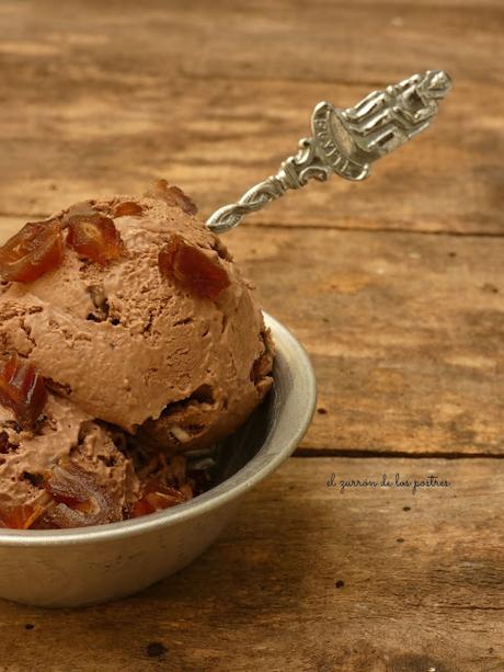 Helado de Chocolate y Dátiles