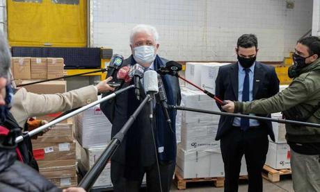 El Gobierno volvio a apuntar al macrismo por las vacunas