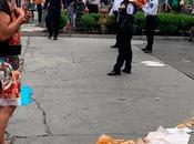 Oficiales agreden Lady Tacos Canasta