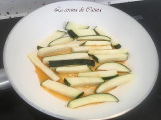 Vichyssoise con salteado de gambas