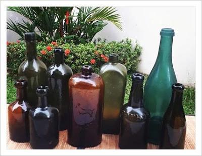 Colección de Botella de Épocas Pasadas en Panamá