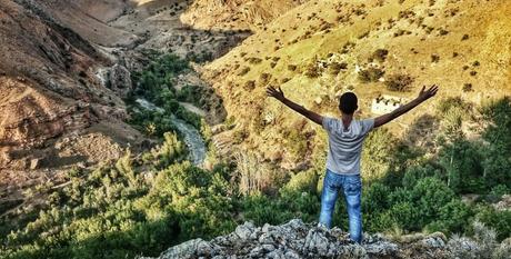 LIBÉRATE DE LOS VICTIMISMOS LIBÉRATE DE LOS VICTIMISMOS