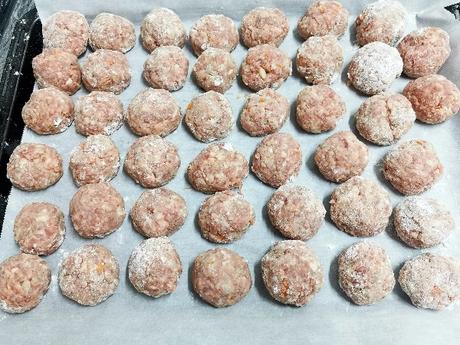 Albóndigas a la jardinera, una receta tradicional perfecta