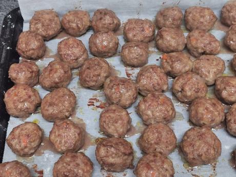 Albóndigas a la jardinera, una receta tradicional perfecta