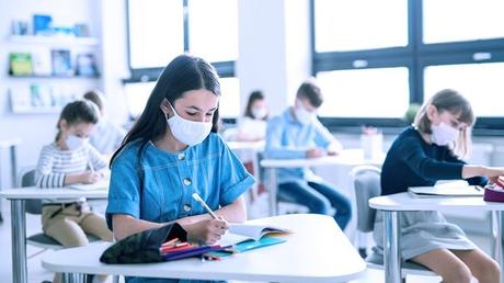 Médicos y científicos recomiendan Melatonina y Vitamina D para una vuelta al cole más segura