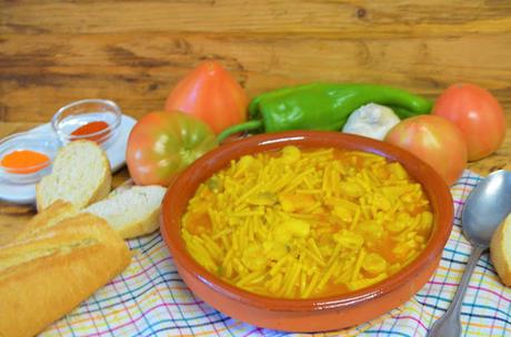 las delicias de Mayte, guiso de fideos, guiso de fideos amarillos, guiso de fideos con almejas, guiso de fideos con marisco, guiso de fideos con pescado, guiso de fideos gordos, guiso de fideos marinero, guiso marinero,