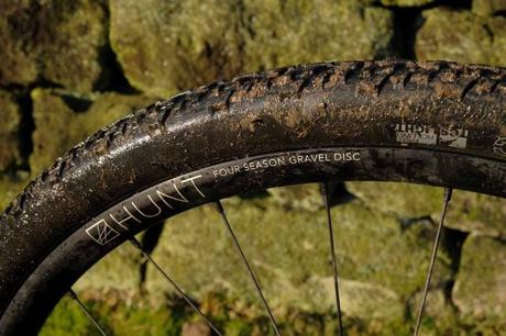 Cairn E-Adventure 1.0 bicicleta de gravel características