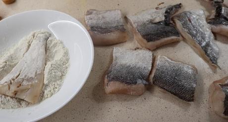 Merluza a la Marinera en Olla GM Pasamos el pescado por harina