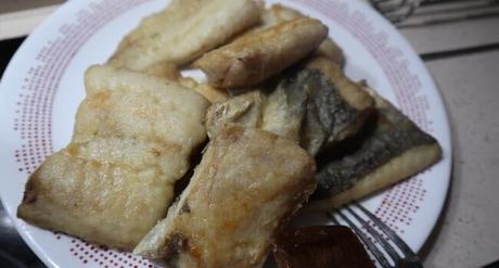 Merluza a la Marinera en Olla GM Freímos el pescado el la cubeta