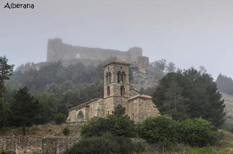 Iglesia de Santa Cecilia y castillo - Aguilar de Campoó - (Agosto ...