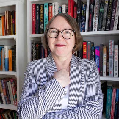 Un extraño en casa (Shari Lapena) Un extraño en casa (Shari Lapena)