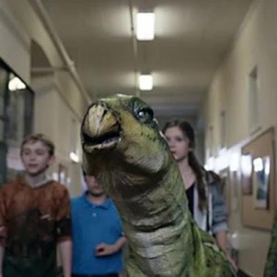 Mockbusters: Dinosaurios en el asilo