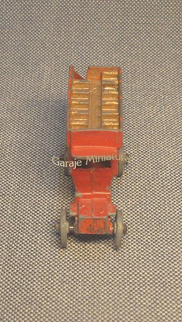 Old Bill, autobús londinese del año 1914 de Charbens Old Bill, autobús londinese del año 1914 de Charbens