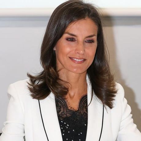 Letizia Falda Plisada