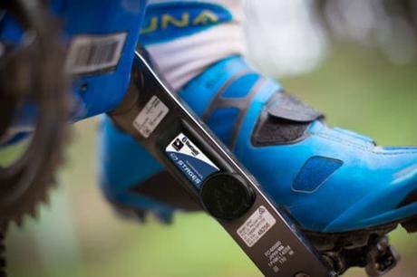 ¿Cómo funciona un medidor de potencia en ciclismo?