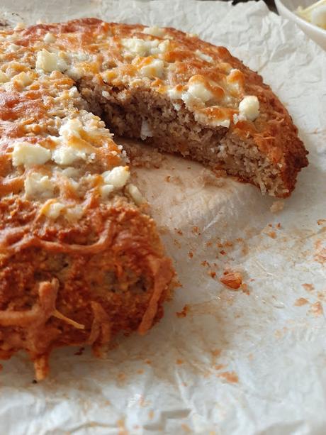 PAN DE CEBOLLA Y ALMENDRA PAN DE CEBOLLA Y ALMENDRA