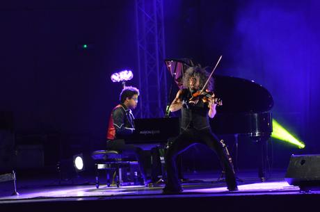 Ara Malikian emociona en su regreso a Ponferrada demostrando una vez más su virtuosismo con el violín